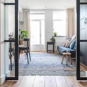 Gorgeous And Stylish Place For Two In Hip West! Appartement